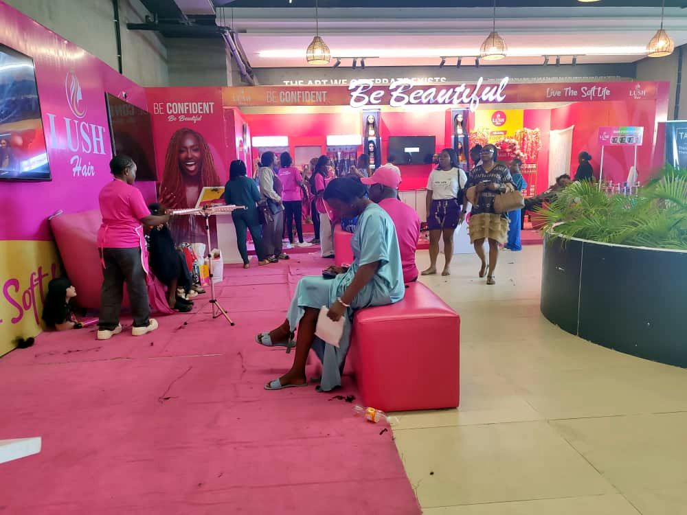 Brand lounge night
